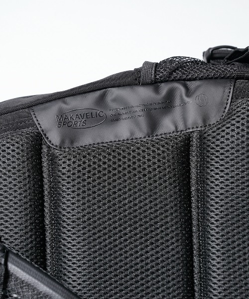 MAKAVELIC（マキャベリック）の「Cocoon 5 Body Bag（ショルダーバッグ・メンズ・ブラック/ブラック×ベージュ・ONESIZE）」の12枚目の写真