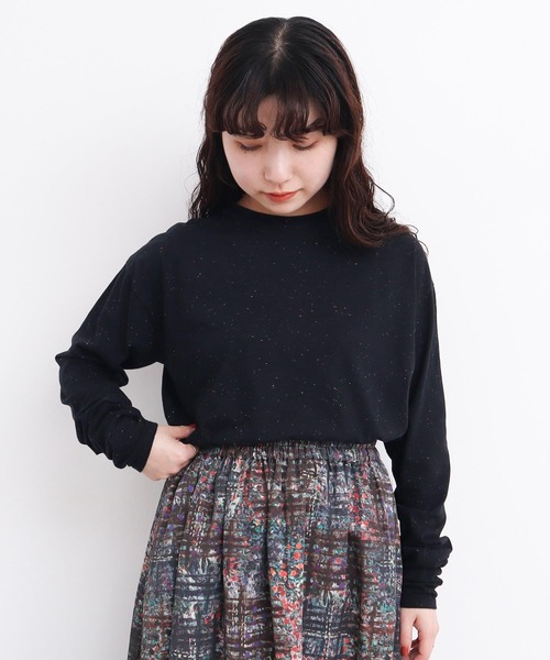 l'atelier du savon（アトリエドサボン）の「カラフルネップ天竺　くしゅ袖Tシャツ（Tシャツ/カットソー・レディース・ブラック/イエロー/オフホワイト・FREE）」の15枚目の写真