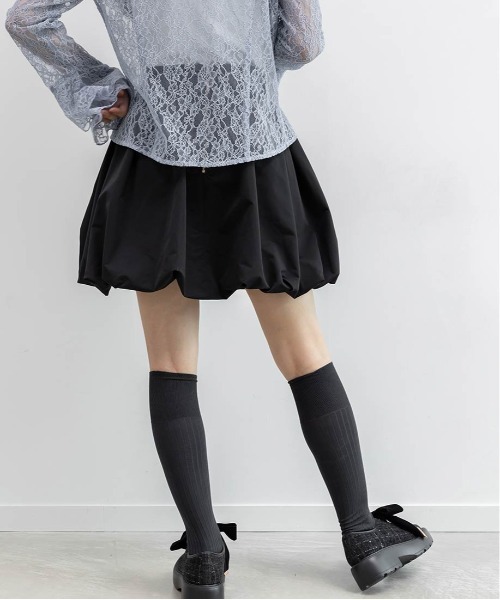 RANDA(ランダ)の「バルーンミニスカート(スカート・レディース・クリーム/ブラック/グレイッシュベージュ・1/0)」の7枚目の写真
