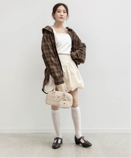 RANDA(ランダ)の「バルーンミニスカート(スカート・レディース・クリーム/ブラック/グレイッシュベージュ・1/0)」の21枚目の写真