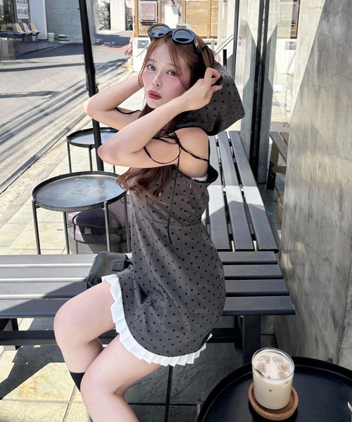 one after another NICE CLAUP(ワンアフターアナザーナイスクラップ)の「【Nono企画】フード付きアメスリミニワンピ-ス(ワンピース・レディース・ブラック/ネイビー/チャコールグレー・FREE)」の7枚目の写真