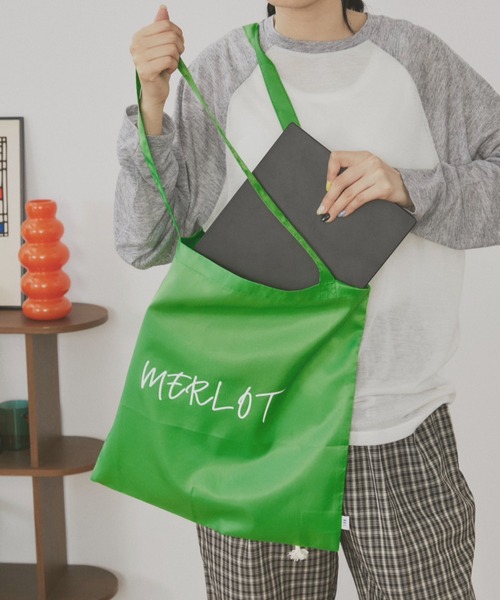 MERLOT(メルロー)の「MERLOTオリジナルロゴトートバッグ/エコバッグ(トートバッグ・レディース・ブルー/グリーン/オレンジ・FREE)」の10枚目の写真