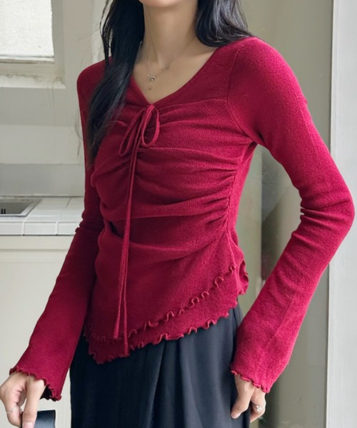 Ada.(エイダ)の「クロスストラップ シャーリングデザイン メロウフリルニット(ニット/セーター・レディース・ライトブルー/アイボリー/ブラック/レッド・FREE)」の5枚目の写真