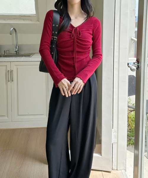 Ada.(エイダ)の「クロスストラップ シャーリングデザイン メロウフリルニット(ニット/セーター・レディース・ライトブルー/アイボリー/ブラック/レッド・FREE)」の12枚目の写真