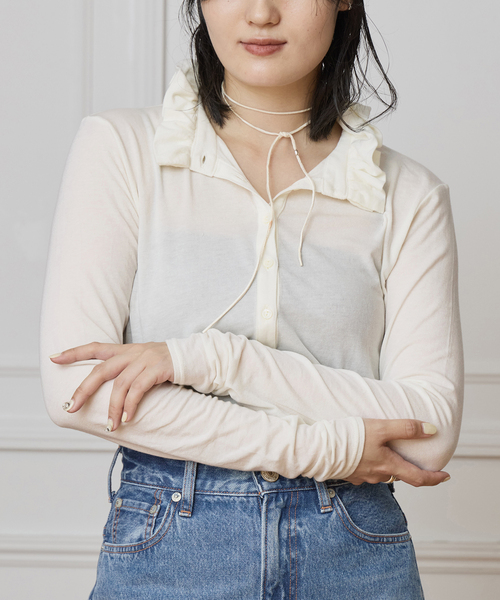 IENA LA BOUCLE（イエナラブークル）の「《追加》IENA LA BOUCLE フリルヘンリーネックカットソー（Tシャツ/カットソー・レディース・ホワイト/グレー・FREE）」の13枚目の写真