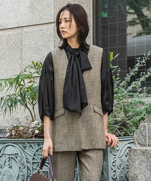 LAUTREAMONT(ロートレアモン)の「トリッカースラブVカラージレ≪手洗い可能・防シワ・UV≫(ベスト・レディース・ベージュ系その他/ブラック/ブラック系その他・9号)」の12枚目の写真