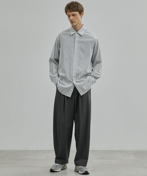 UNITED TOKYO（ユナイテッドトウキョウ）の「【岐阜産シルク使用】SILK CUPRA STRIPE ロングスリーブシャツ（シャツ/ブラウス・メンズ・サックスブルー/オフホワイト・2/1）」の20枚目の写真