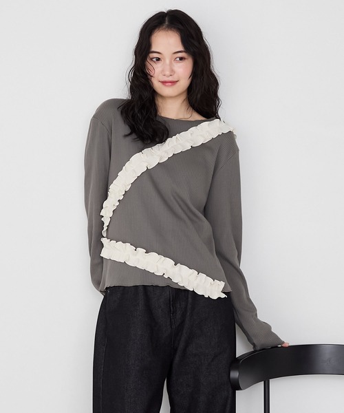 forksy.(フォルクシー)の「【forksy.】フリルデザインメローリブ長袖トップス(Tシャツ/カットソー・レディース・チャコールグレー/アイボリー/ブラック・FREE)」の22枚目の写真
