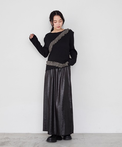 forksy.(フォルクシー)の「【forksy.】フリルデザインメローリブ長袖トップス(Tシャツ/カットソー・レディース・チャコールグレー/アイボリー/ブラック・FREE)」の11枚目の写真