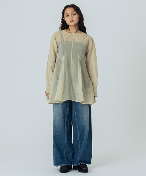 ROSE BUD(ローズバッド)の「BACK RIBBON BLOUSE(シャツ/ブラウス・レディース・ベージュ/バーガンディー/ブラック・ONE SIZE)」の13枚目の写真