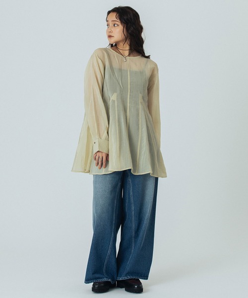 ROSE BUD(ローズバッド)の「BACK RIBBON BLOUSE(シャツ/ブラウス・レディース・ベージュ/バーガンディー/ブラック・ONE SIZE)」の14枚目の写真