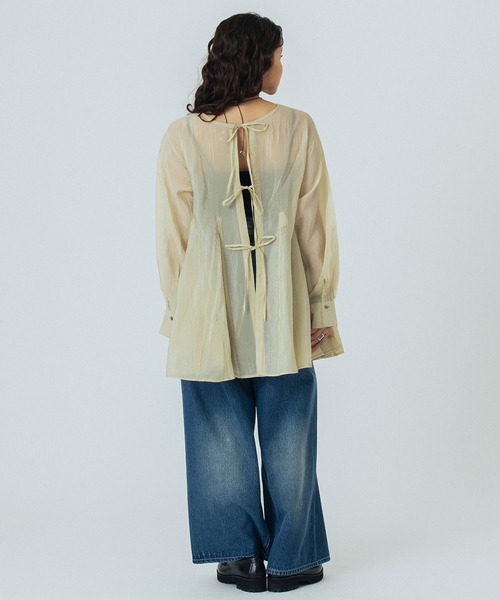 ROSE BUD(ローズバッド)の「BACK RIBBON BLOUSE(シャツ/ブラウス・レディース・ベージュ/バーガンディー/ブラック・ONE SIZE)」の17枚目の写真