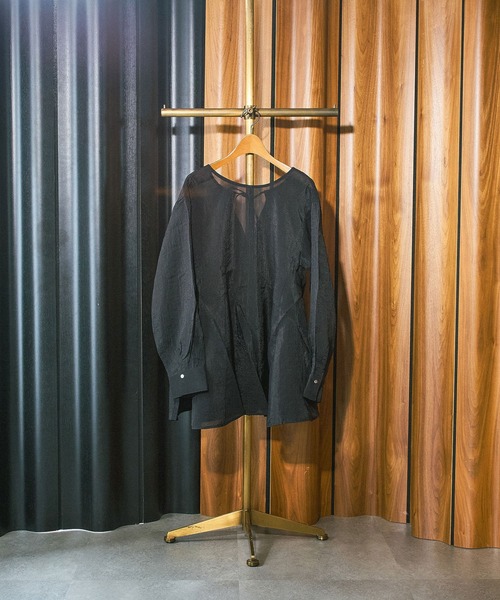 ROSE BUD(ローズバッド)の「BACK RIBBON BLOUSE(シャツ/ブラウス・レディース・ベージュ/バーガンディー/ブラック・ONE SIZE)」の20枚目の写真