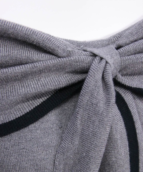 clear（クリア）の「配色リボンオフショル風ニットトップス[大人 フェミニン 上品]（ニット/セーター・レディース・アイボリー/ピンク/グレー/ブラック・F）」の14枚目の写真