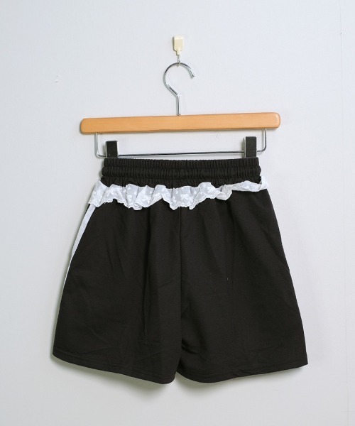 shopnikoniko(ショップニコニコ)の「レース付き サイドライン スウェットショートパンツ(その他パンツ・レディース・ブラック・フリー)」の2枚目の写真