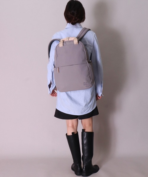 anello(アネロ)の「(LF)【anello】10ポケット/21L ハンドル付き リュック(バックパック/リュック・レディース・ブラック/ネイビー/グレー/グレイッシュベージュ・ONE SIZE)」の7枚目の写真