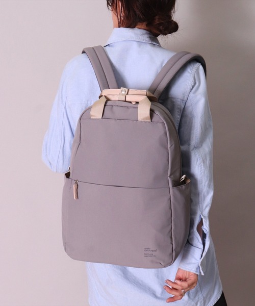 anello(アネロ)の「(LF)【anello】10ポケット/21L ハンドル付き リュック(バックパック/リュック・レディース・ブラック/ネイビー/グレー/グレイッシュベージュ・ONE SIZE)」の8枚目の写真