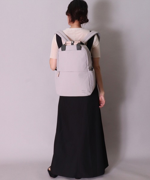 anello(アネロ)の「(LF)【anello】10ポケット/21L ハンドル付き リュック(バックパック/リュック・レディース・ブラック/ネイビー/グレー/グレイッシュベージュ・ONE SIZE)」の9枚目の写真