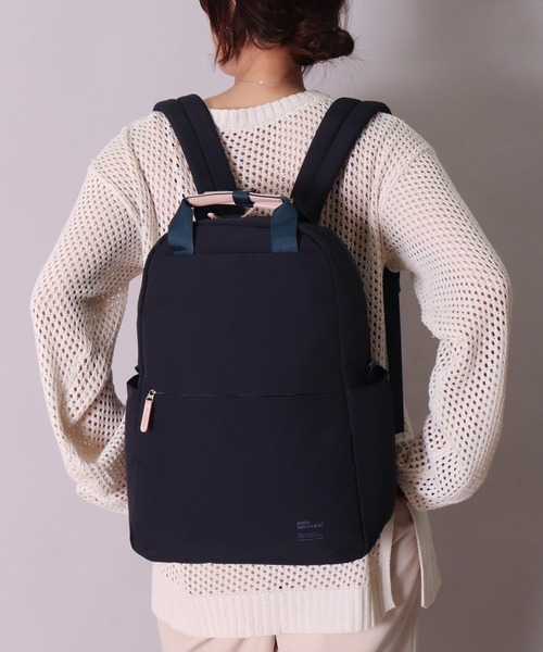 anello(アネロ)の「(LF)【anello】10ポケット/21L ハンドル付き リュック(バックパック/リュック・レディース・ブラック/ネイビー/グレー/グレイッシュベージュ・ONE SIZE)」の12枚目の写真