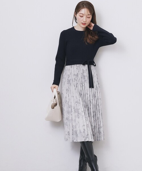 セール】フラワープリーツドッキングニットワンピース【洗濯機OK