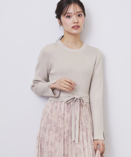 セール】フラワープリーツドッキングニットワンピース【洗濯機OK