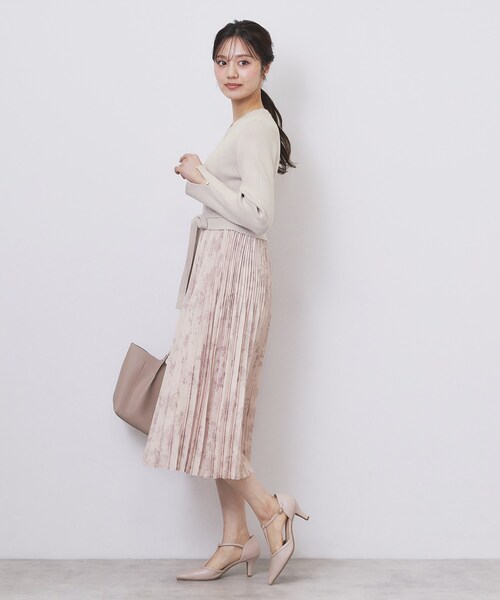 セール】フラワープリーツドッキングニットワンピース【洗濯機OK