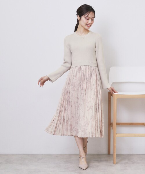 セール】フラワープリーツドッキングニットワンピース【洗濯機OK