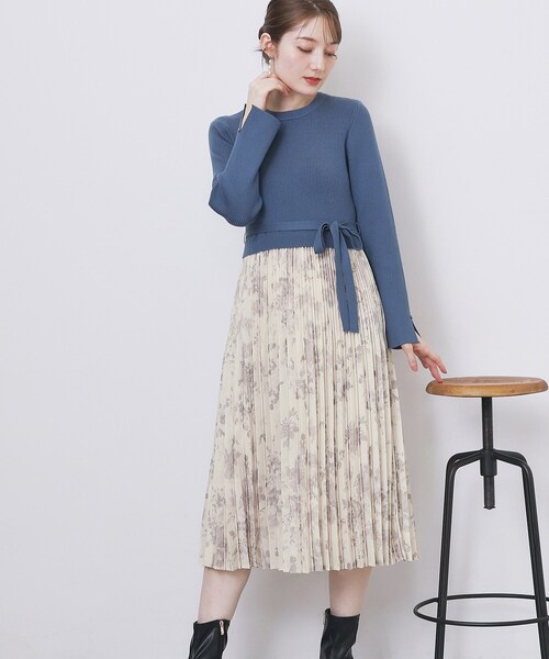 index（インデックス）の「フラワープリーツドッキングニットワンピース【洗濯機OK】（ワンピース・レディース・ネイビー/ナチュラル/ブルー・36/38/40/42）」の14枚目の写真