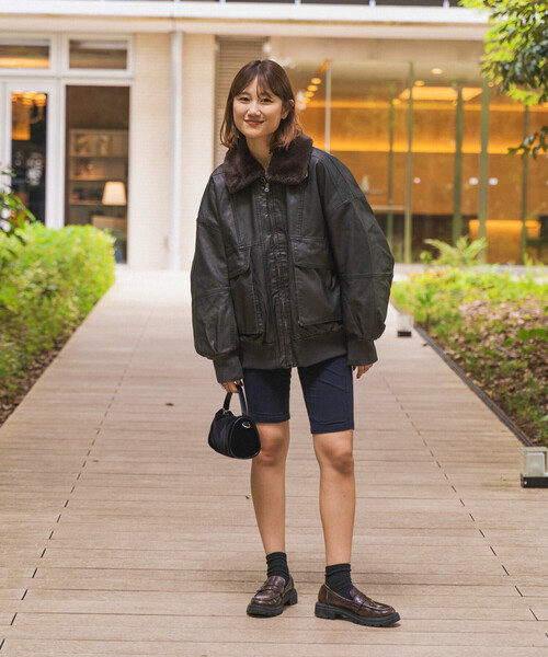 ファーブルゾン ヒビ割れ加工 着画あり ショート丈ビッグカラーフェイクファーブルゾン[品番：ERMW0003911