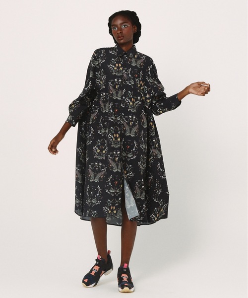 BEDSIDEDRAMA(ベットサイドドラマ)の「Dance In The Garden Maxi Shirt(シャツワンピース・レディース・ナチュラル/ブラック・1/2)」の1枚目の写真
