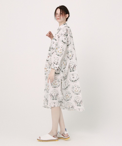 BEDSIDEDRAMA(ベットサイドドラマ)の「Dance In The Garden Maxi Shirt(シャツワンピース・レディース・ナチュラル/ブラック・1/2)」の8枚目の写真
