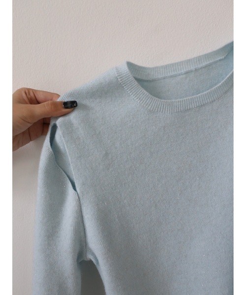 Katrin TOKYO（カトリーントーキョー）の「cropped slit knit（ニット/セーター・レディース・チャコールグレー/アイボリー/ブルー・FREE/XS）」の7枚目の写真