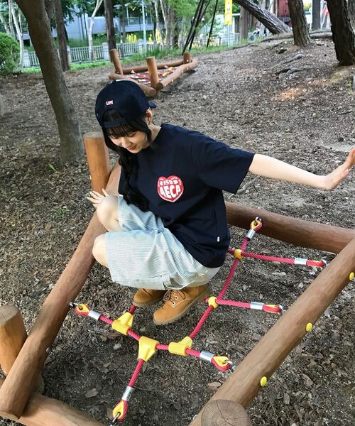 AECA（エイカ）の「AECA LOVE HALF SLEEVE-NAVY（Tシャツ/カットソー・レディース・その他・SMALL/MEDIUM/LARGE/X-LARGE/W）」の3枚目の写真