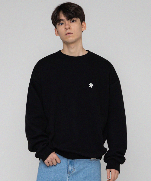 GRAVER（グレーバー）の「[ユニセックス]ホワイトオードフラワー刺繍スウェット_ブラック（スウェット・レディース・ブラック・SMALL/MEDIUM/LARGE）」の2枚目の写真