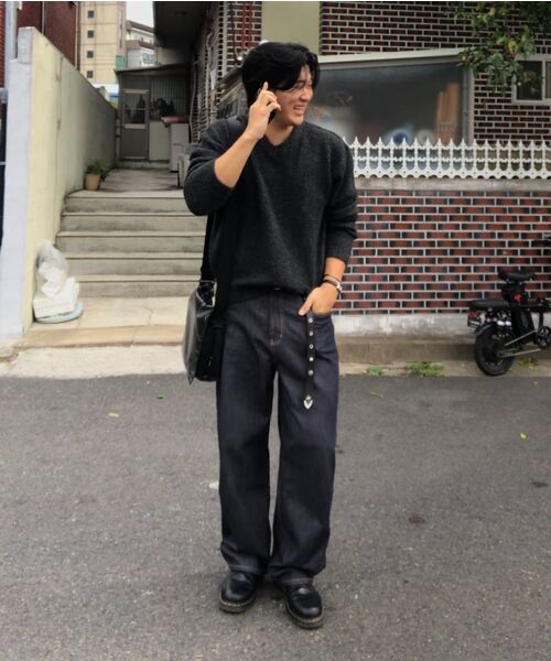TOFFEE（トフィー）の「ファジーVネックニット（チャコール）（ニット/セーター・メンズ・その他・MEDIUM/LARGE/X-LARGE）」の3枚目の写真