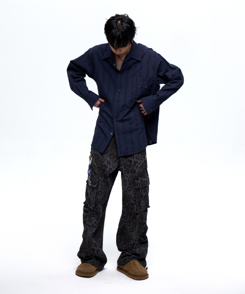 RSSC(アールエスエスシー)の「RIVET WRINKLE STRIPE SHIRT - NAVY(シャツ/ブラウス・レディース・その他・1/2)」の3枚目の写真
