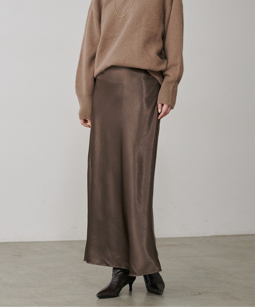 LARUTA（ラルータ）の「【LARUTA】とろみナロースカート（スカート・レディース・グレー系その他/アイボリー/ブラウン/ブラック・LARGE/MEDIUM）」の4枚目の写真