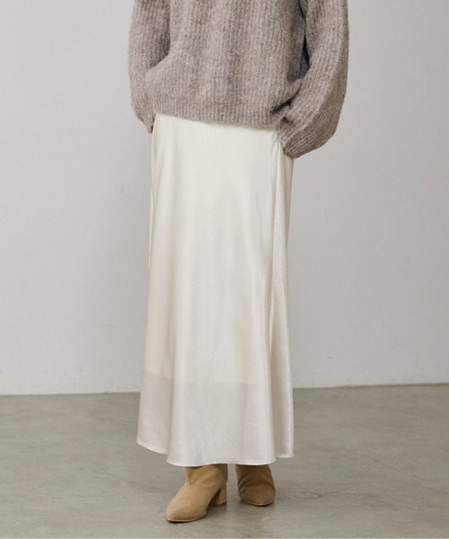 LARUTA（ラルータ）の「【LARUTA】とろみナロースカート（スカート・レディース・グレー系その他/アイボリー/ブラウン/ブラック・LARGE/MEDIUM）」の5枚目の写真