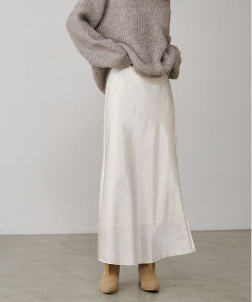 LARUTA（ラルータ）の「【LARUTA】とろみナロースカート（スカート・レディース・グレー系その他/アイボリー/ブラウン/ブラック・LARGE/MEDIUM）」の6枚目の写真