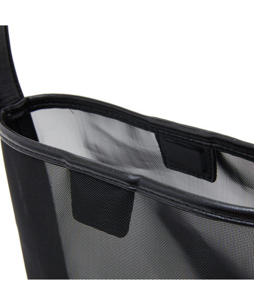 LAP（ラップ）の「MESH SHOULDER BAG AR7AB420（ショルダーバッグ・レディース・ブラック/シルバー・FREE）」の6枚目の写真