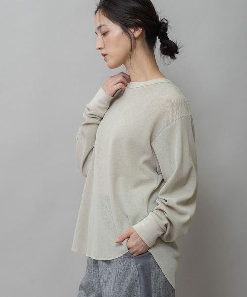 Munich(ミューニック)の「【速乾性】シアーワッフルバックヘンリーネックプルオーバー(Tシャツ/カットソー・レディース・ホワイト/ブラック/グレイッシュベージュ・FREE)」の4枚目の写真