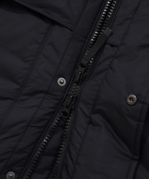 COVERNAT(カバーナット)の「ツートンフードパーカー ネイビー(ダウンジャケット/コート・レディース・その他・LARGE/MEDIUM/SMALL/X-LARGE/XX-LARGE)」の8枚目の写真
