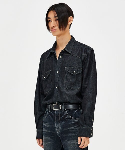 LMOOD(エルムード)の「テリー デニム シャツ インディゴブルー(シャツ/ブラウス・レディース・その他・44/50/46)」の3枚目の写真