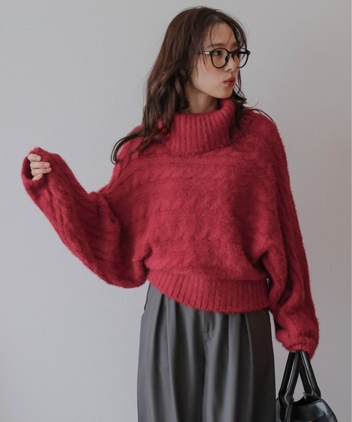 AMELY（エミリー）の「2WAYケーブル編みニット（ニット/セーター・レディース・ベージュ/レッド/ライトグレー/ブラック・フリー）」の6枚目の写真