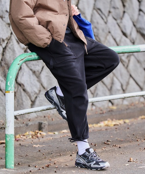 MAISON CLUB(メゾンクラブ)の「【MAISON CLUB】Basic Over Cargo FleecePants / ベーシックオーバーカーゴフリースパンツ KKP(カーゴパンツ・メンズ・ブラック/カーキ/チャコールグレー・L/M)」の6枚目の写真