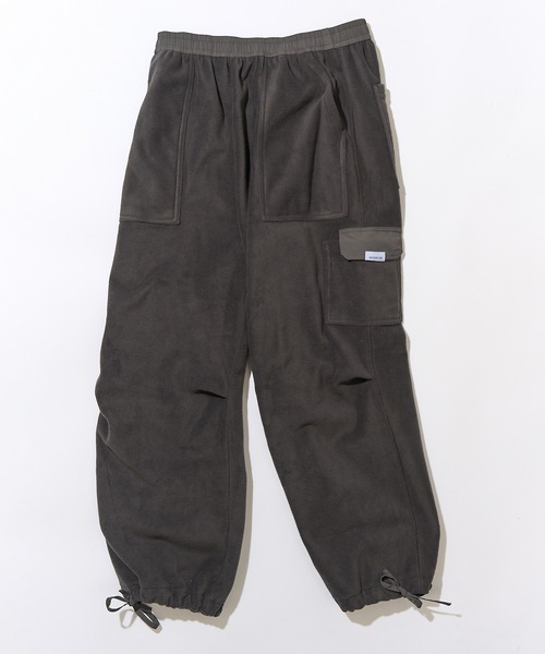 MAISON CLUB(メゾンクラブ)の「【MAISON CLUB】Basic Over Cargo FleecePants / ベーシックオーバーカーゴフリースパンツ KKP(カーゴパンツ・メンズ・ブラック/カーキ/チャコールグレー・L/M)」の17枚目の写真