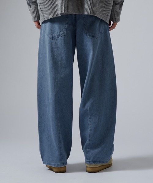 En serio TOKYO(エンソリオトーキョー)の「9.5ozデニムバレルレッグジーンズ(デニムパンツ・メンズ・ネイビー/ブラック系/サックスブルー/ブラック/ブルー・SMALL/MEDIUM/LARGE/X-LARGE)」の16枚目の写真