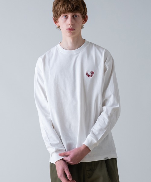 rehacer(レアセル)の「rehacer : Engage Heart HW L/S / エンゲージハート ヘヴィウェイト ロングスリーブ カットソー(Tシャツ/カットソー・メンズ・ブルー/ブラック/ホワイト・X-LARGE/LARGE/MEDIUM)」の14枚目の写真