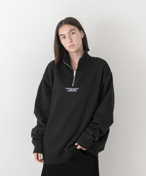 KLON（クローン）の「KLON LOOSE FIT HALF-ZIP SWEAT BLACK（スウェット・レディース・ブラック・LARGE/X-LARGE）」の5枚目の写真