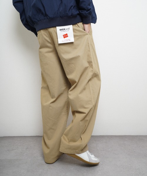 HANES(ヘインズ)の「Hanes ノータックワイドフィットチノパンツ(チノパンツ・メンズ・ベージュ/ブラック/カーキ・MEDIUM/LARGE/X-LARGE/SMALL)」の16枚目の写真